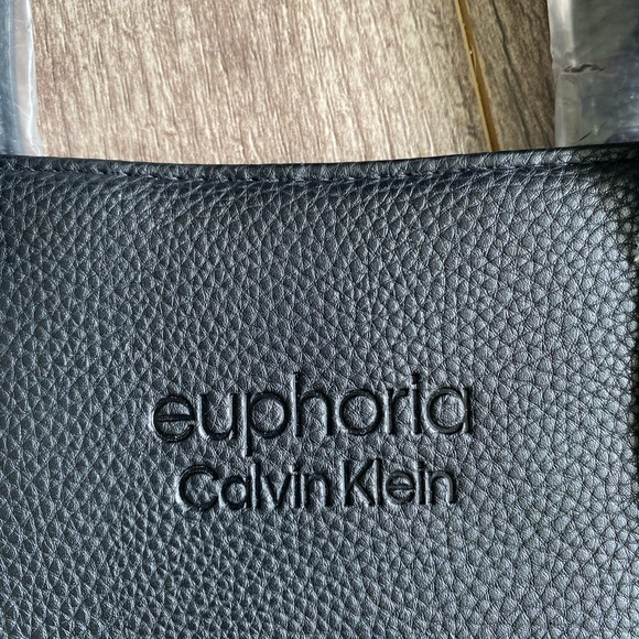 NWT Calvin Klein Euphoria black faux leather tote bag adjustable straps, handles - Picture 2 of 11